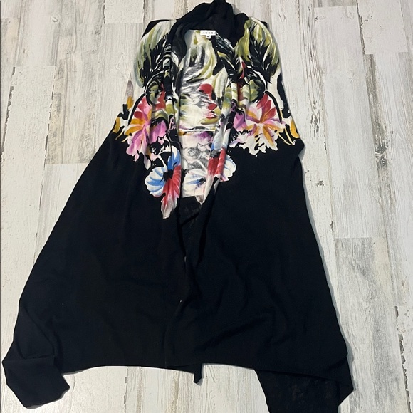 Adore Black Floral Sleeveless Cardigan Size XL - Picture 2 of 5